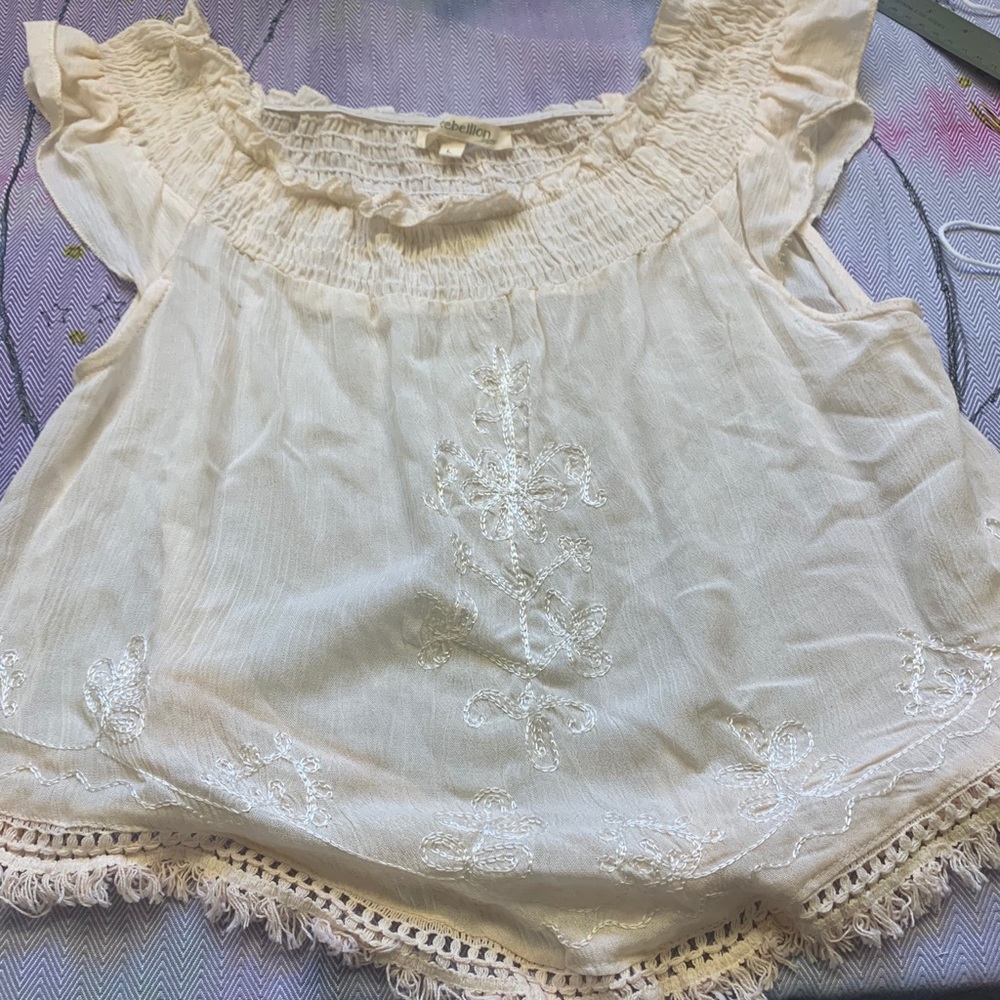 Cute flowy top